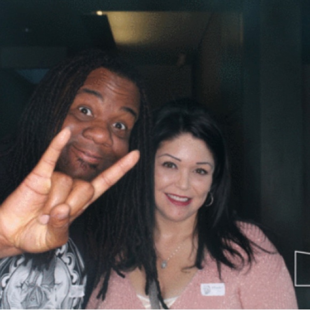 Meet your Posher, Deanna - Picture 2 of 15